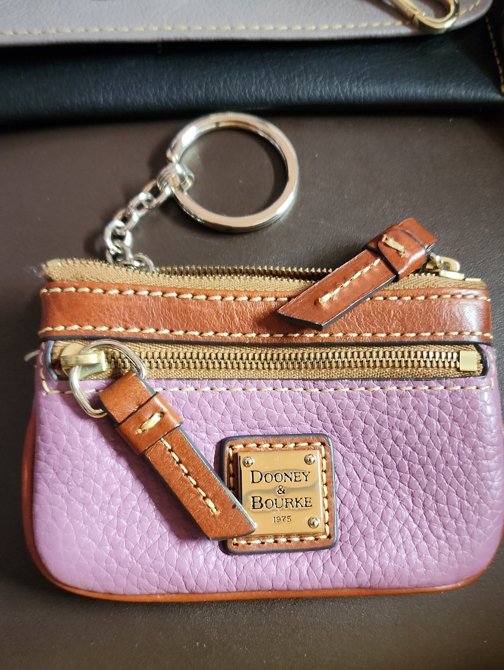 Seller Bundle Of 7 New 2 Dooney Karl Lagerfeld Ted Baker Jason Wu, Kors, Badgley - Picture 17 of 17